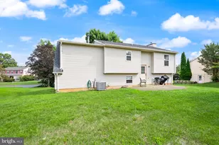 5793 Rockcliff Ln, Woodbridge, VA 22193 - Photo 27
