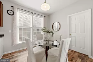 17037 Loftridge Ln, Gainesville, VA 20155 - Photo 21