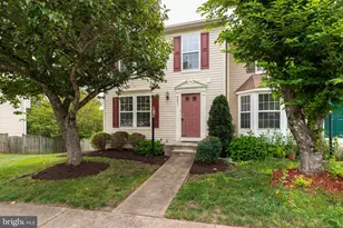 9081 Falcon Glen Ct, Bristow, VA 20136 - Photo 1