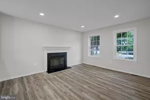3299 Greco Ct, Woodbridge, VA 22192 - Photo 9