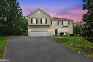 16004 Kings Mountain Rd, Woodbridge, VA 22191 - Photo 1