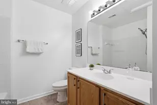 9041 Falcon Glen Ct, Bristow, VA 20136 - Photo 17