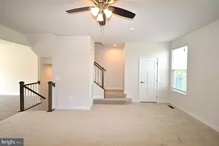 11328 Willow Green Cir, Manassas, VA 20109 - Photo 23