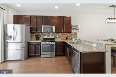 17008 Hoskins Way, Dumfries, VA 22026 - Photo 11