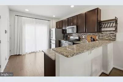 17008 Hoskins Way, Dumfries, VA 22026 - Photo 13