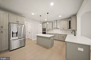 8020 Pinnacle Ridge Dr, Manassas, VA 20112 - Photo 5