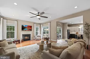 9054 Roaring Spring Loop, Bristow, VA 20136 - Photo 15