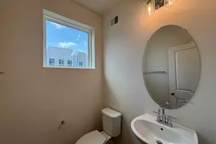 18032 Alicia Ave, Dumfries, VA 22026 - Photo 11
