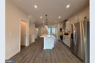 18032 Alicia Avenue, Dumfries, VA 22026 - Photo 5
