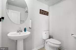 4014 Shire Meadow Ln, Triangle, VA 22172 - Photo 5