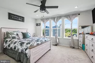 4014 Shire Meadow Ln, Triangle, VA 22172 - Photo 13