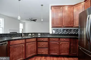 3401 Eagle Ridge Dr, Woodbridge, VA 22191 - Photo 7