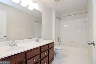 3401 Eagle Ridge Dr, Woodbridge, VA 22191 - Photo 11