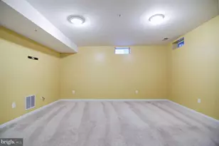 3401 Eagle Ridge Dr, Woodbridge, VA 22191 - Photo 15