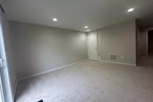 2139 Callao Ct, Woodbridge, VA 22191 - Photo 3