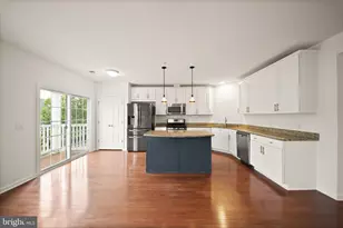 2289 Kew Gardens Dr, Woodbridge, VA 22191 - Photo 11