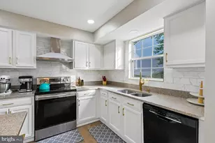3504 Lacrosse Ct, Woodbridge, VA 22193 - Photo 17
