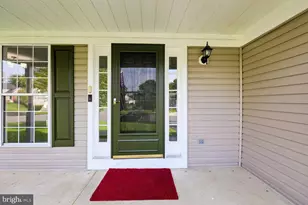 3504 Lacrosse Ct, Woodbridge, VA 22193 - Photo 3