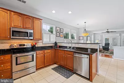 16908 Four Seasons Drive, Dumfries, VA 22025 - Photo 15
