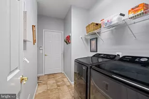 16908 Four Seasons Dr, Dumfries, VA 22025 - Photo 35
