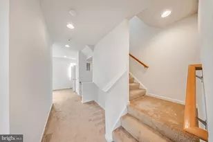 9326 Alvyn Lake Cir, Bristow, VA 20136 - Photo 31