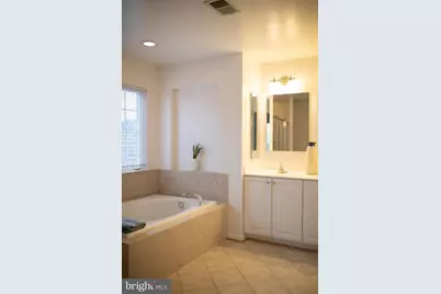 18061 Camdenhurst Drive, Gainesville, VA 20155 - Photo 15