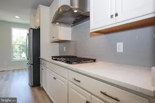 6715 Karter Robinson Dr, Haymarket, VA 20169 - Photo 3