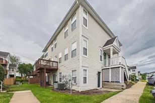 7981 Calvary Ct, Manassas, VA 20109 - Photo 3