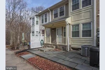 3829 Salemway Court, Woodbridge, VA 22192 - Photo 3
