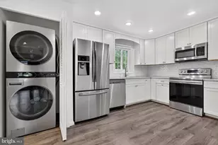 13299 Nassau Dr, Woodbridge, VA 22193 - Photo 11