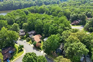 12313 Beechnut Ct, Woodbridge, VA 22192 - Photo 15