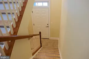 15213 Lancashire Dr, Woodbridge, VA 22191 - Photo 5
