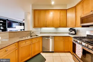 440 Belmont Bay Dr, Woodbridge, VA 22191 - Photo 17