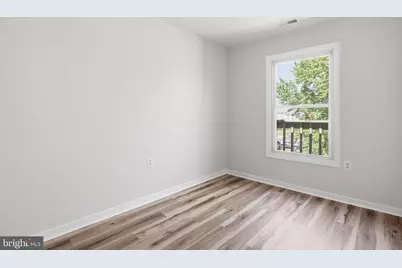 7546 Emerald Drive, Manassas, VA 20109 - Photo 17