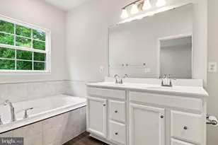 4522 Dl Crk Wy, Woodbridge, VA 22193 - Photo 41