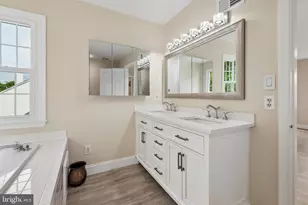 16069 Olmstead Ln, Woodbridge, VA 22191 - Photo 7