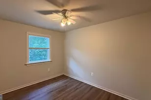2015 Mayflower Dr, Woodbridge, VA 22192 - Photo 9