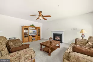 3132 Eagle Ridge Dr, Woodbridge, VA 22191 - Photo 17
