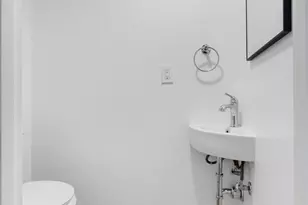 8081 Community Dr, Manassas, VA 20109 - Photo 19