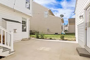 6713 Selbourne Ln, Gainesville, VA 20155 - Photo 11