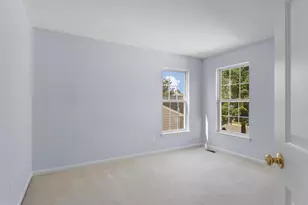 6713 Selbourne Ln, Gainesville, VA 20155 - Photo 17