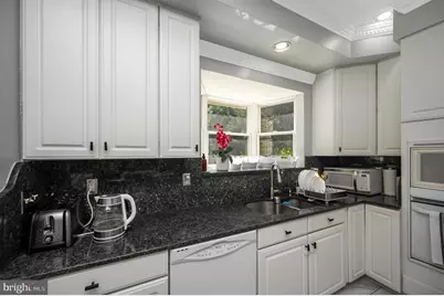 16005 Kings Mountain Road, Woodbridge, VA 22191 - Photo 5