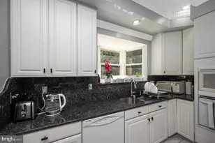 16005 Kings Mountain Rd, Woodbridge, VA 22191 - Photo 5