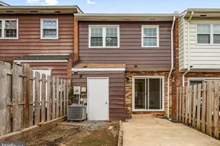 14874 Emberdale Dr, Woodbridge, VA 22193 - Photo 25