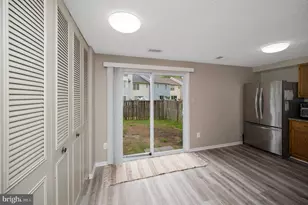 4686 Whitely Ct, Woodbridge, VA 22193 - Photo 15