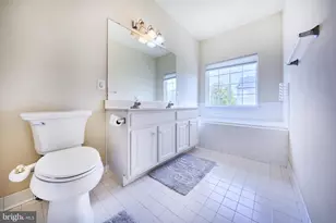 13070 Shenvale Cir, Bristow, VA 20136 - Photo 23