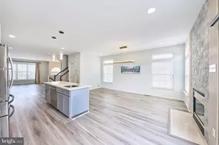 13070 Shenvale Cir, Bristow, VA 20136 - Photo 5