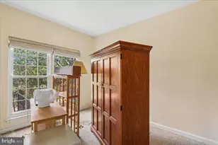 12303 Grimsby Ln, Bristow, VA 20136 - Photo 11