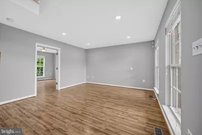 5251 Quebec Place, Woodbridge, VA 22193 - Photo 5