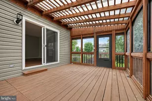 5251 Quebec Pl, Woodbridge, VA 22193 - Photo 25